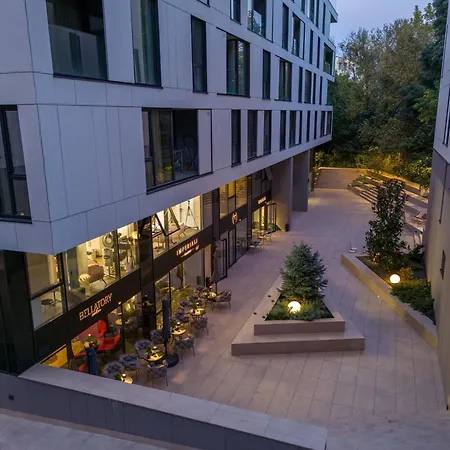 Апартаменти Win Herastrau - Luxury Jungle Vibes 2br - Private Parking Бухарест