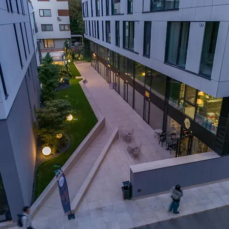 Апартаменти Win Herastrau - Luxury Jungle Vibes 2br - Private Parking