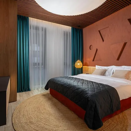 Win Herastrau - Luxury Jungle Vibes 2br - Private Parking Апартаменти Бухарест