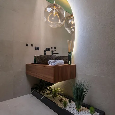 Apartment Win Herastrau - Luxury Jungle Vibes 2br - Private Parking Bucharest
