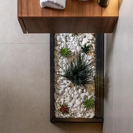 Win Herastrau - Luxury Jungle Vibes 2br - Private Parking Apartment Bucharest