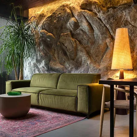 Win Herastrau - Luxury Jungle Vibes 2br - Private Parking Bucharest